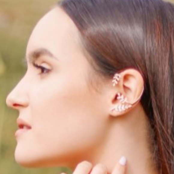 Gold Leaf Design Ear Climber Cuff earring 1 piece - Picture 8 of 14